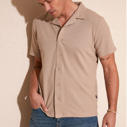 أكمام قصيرة